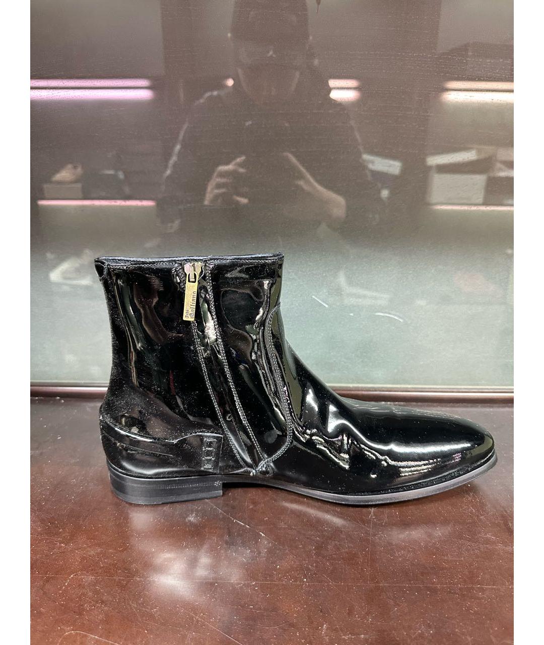 JOHN GALLIANO Черные высокие ботинки из лакированной кожи, фото 7