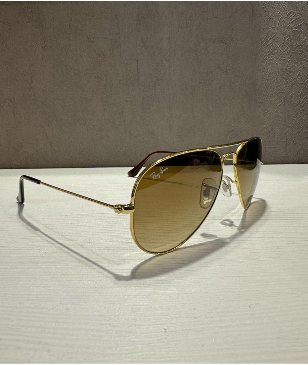 RAY BAN Коричневые металлические солнцезащитные очки, фото 2