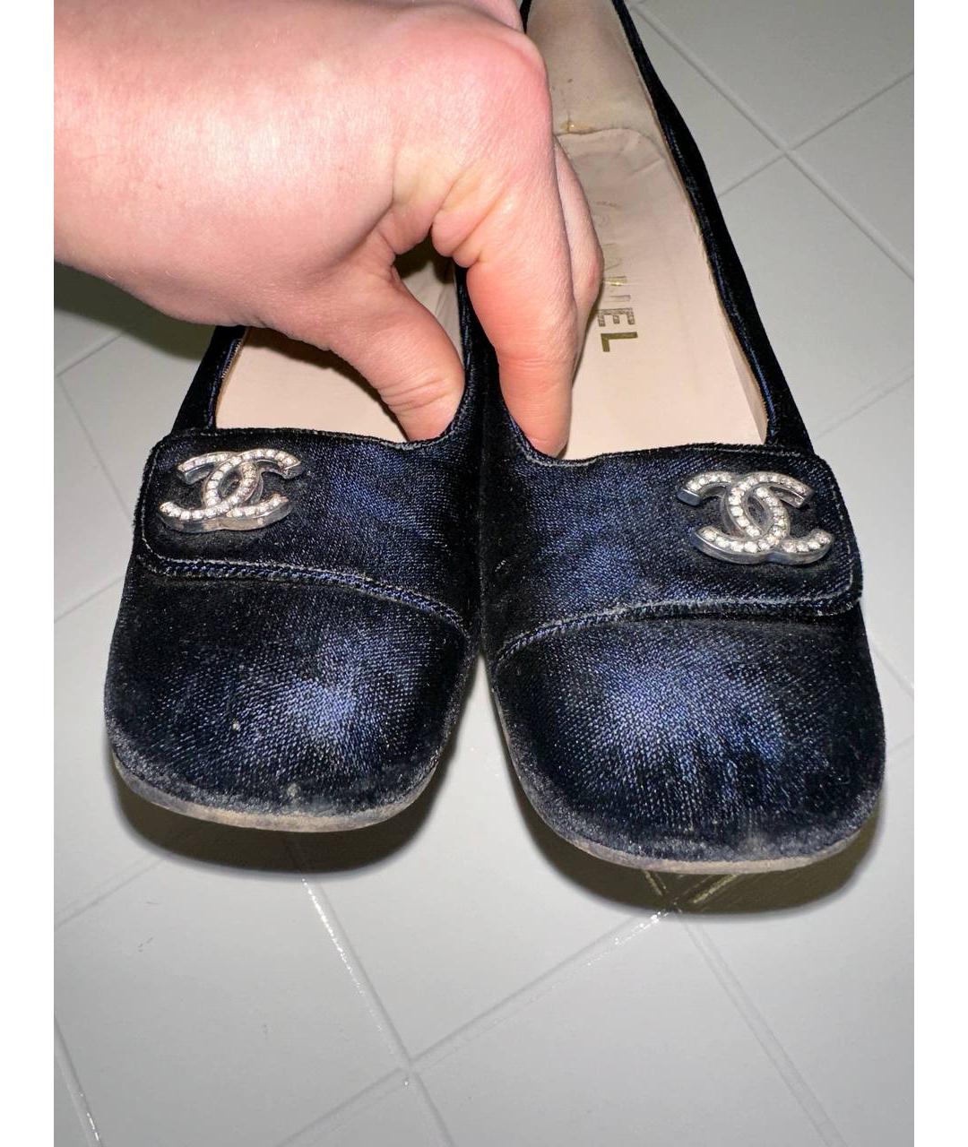 CHANEL Темно-синие бархатные туфли, фото 6