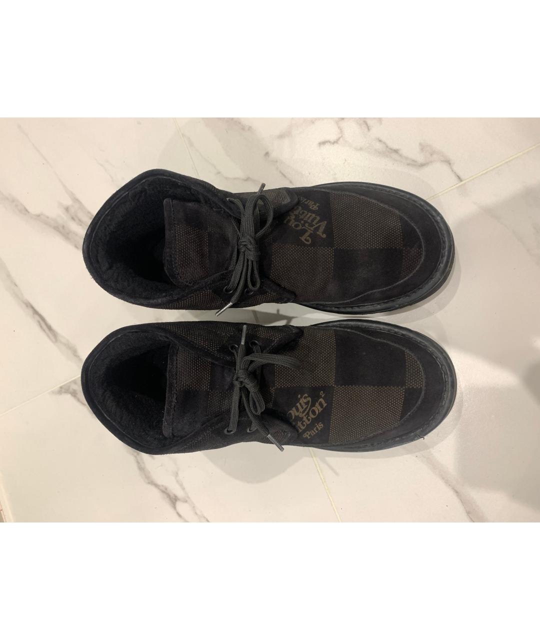 LOUIS VUITTON PRE-OWNED Черные замшевые низкие ботинки, фото 2