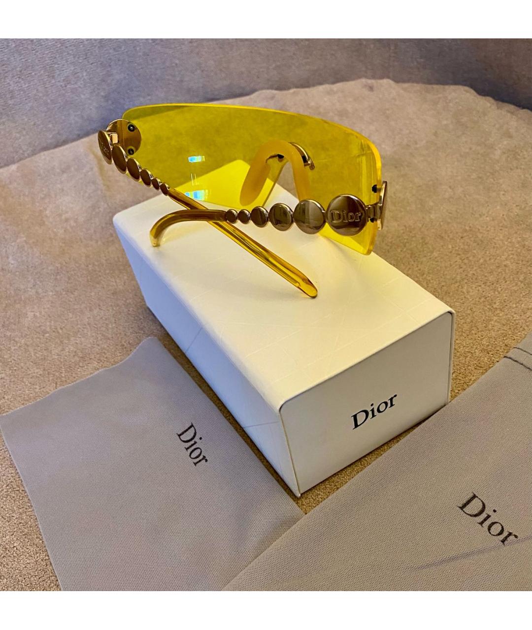 CHRISTIAN DIOR PRE-OWNED Желтые пластиковые солнцезащитные очки, фото 4