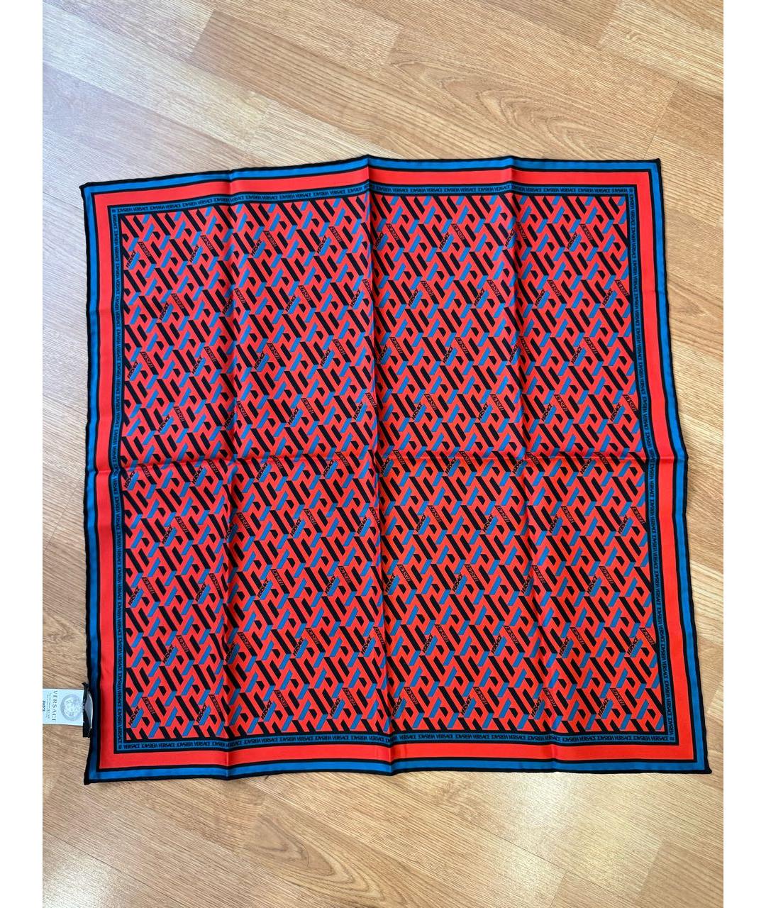 VERSACE Красный шелковый платок, фото 4
