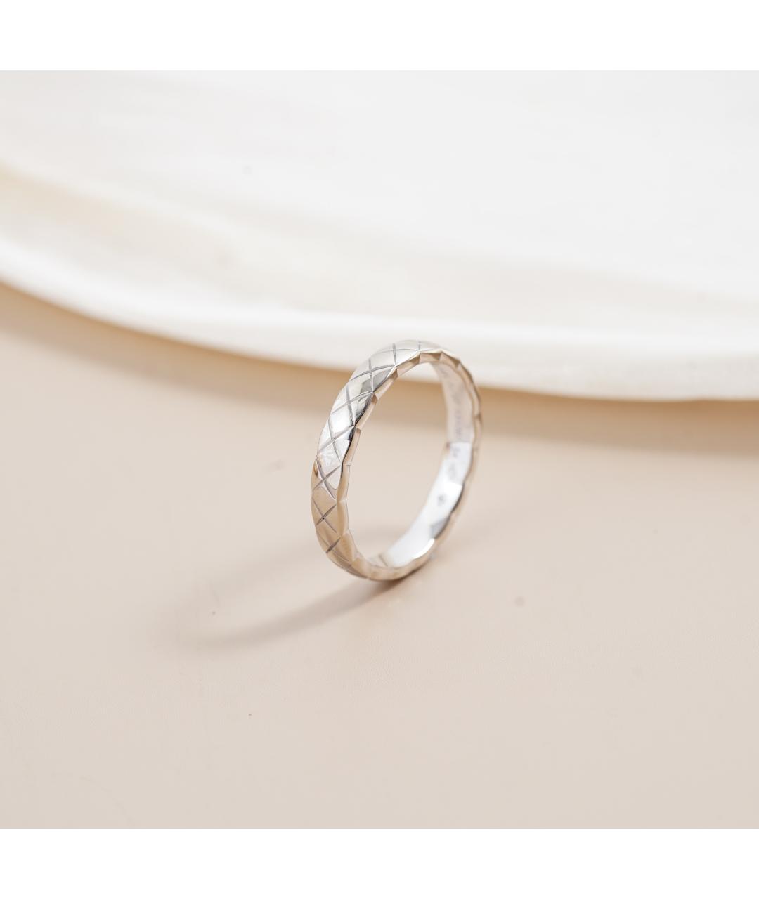 CHANEL PRE-OWNED Белое кольцо из белого золота, фото 5