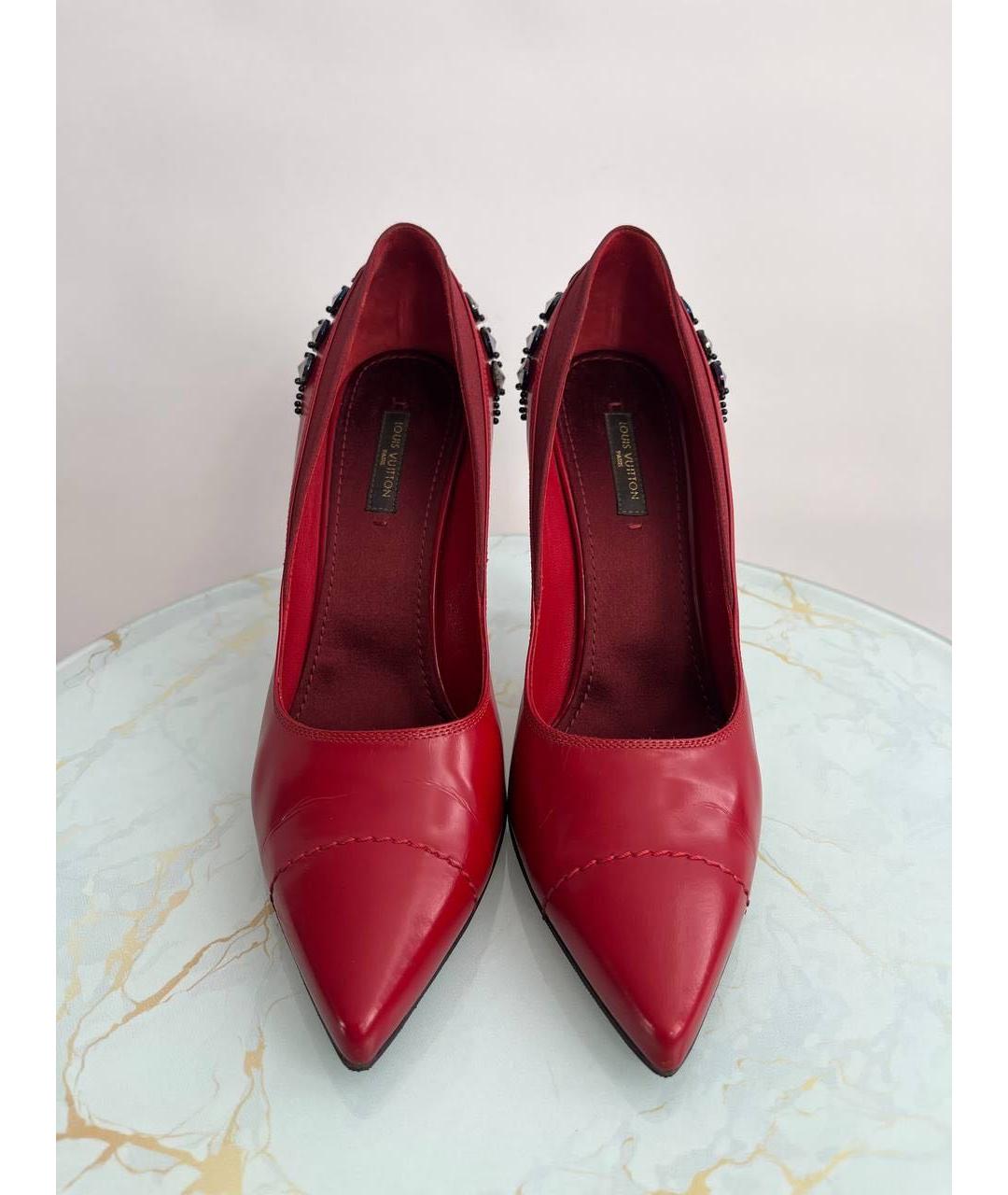 LOUIS VUITTON PRE-OWNED Красные кожаные туфли, фото 2