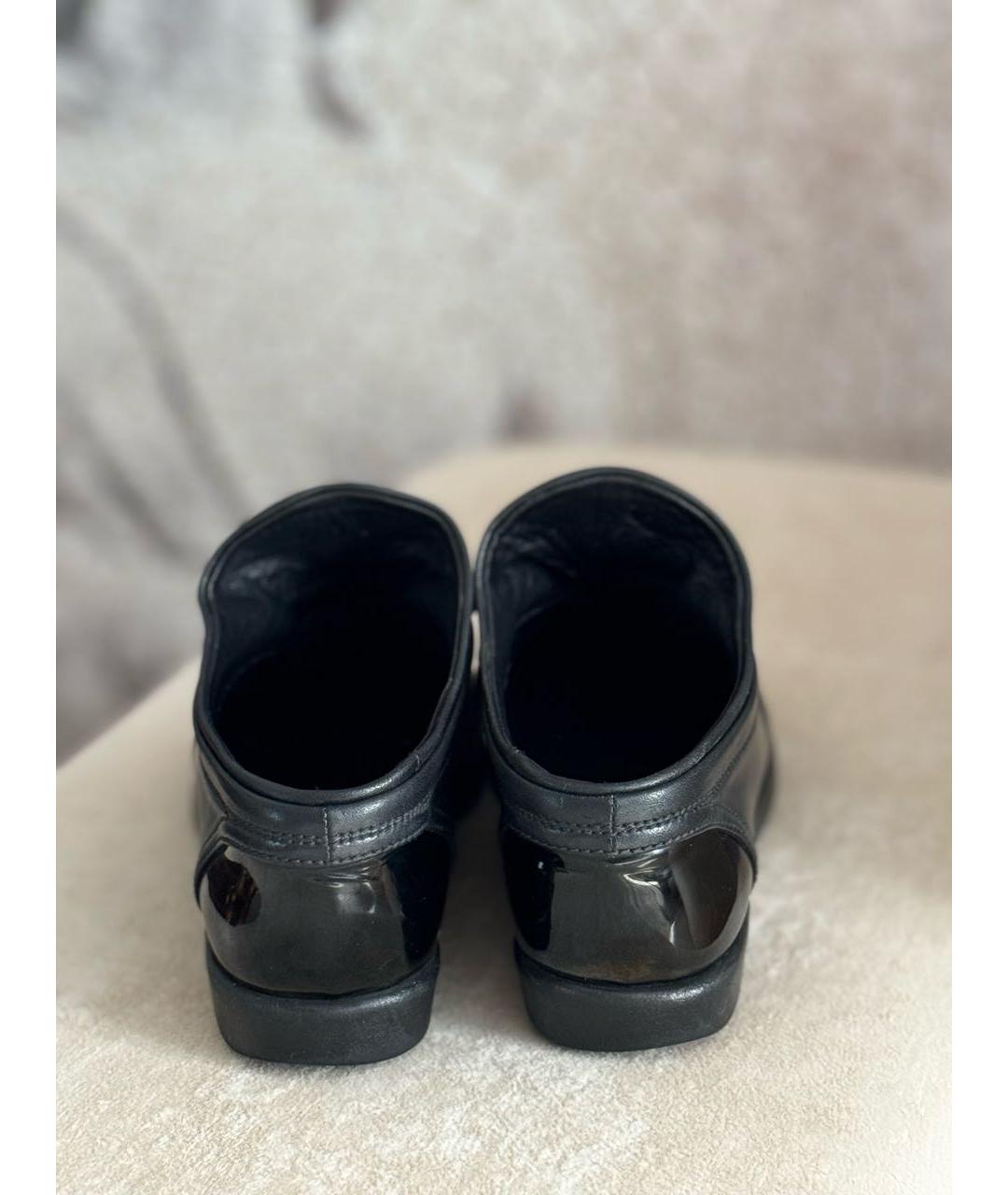 CHANEL PRE-OWNED Черные кожаные кеды, фото 4