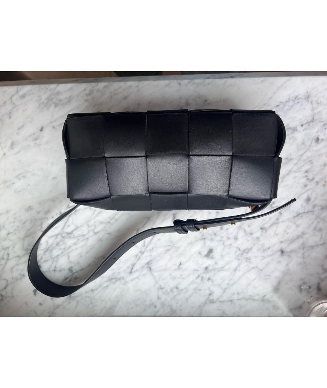 BOTTEGA VENETA Черная кожаная сумка с короткими ручками, фото 9