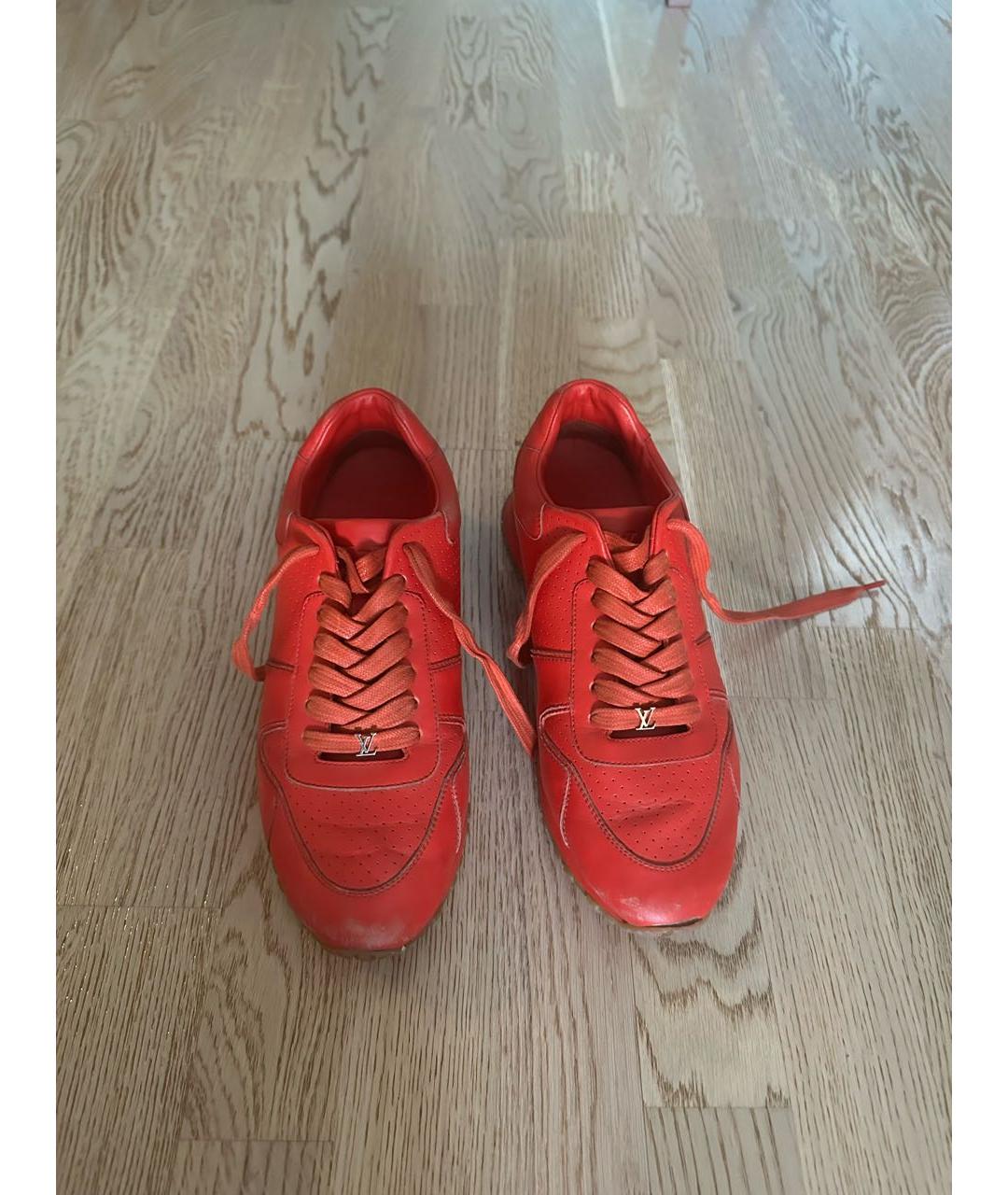 LOUIS VUITTON PRE-OWNED Красные кожаные низкие кроссовки / кеды, фото 2