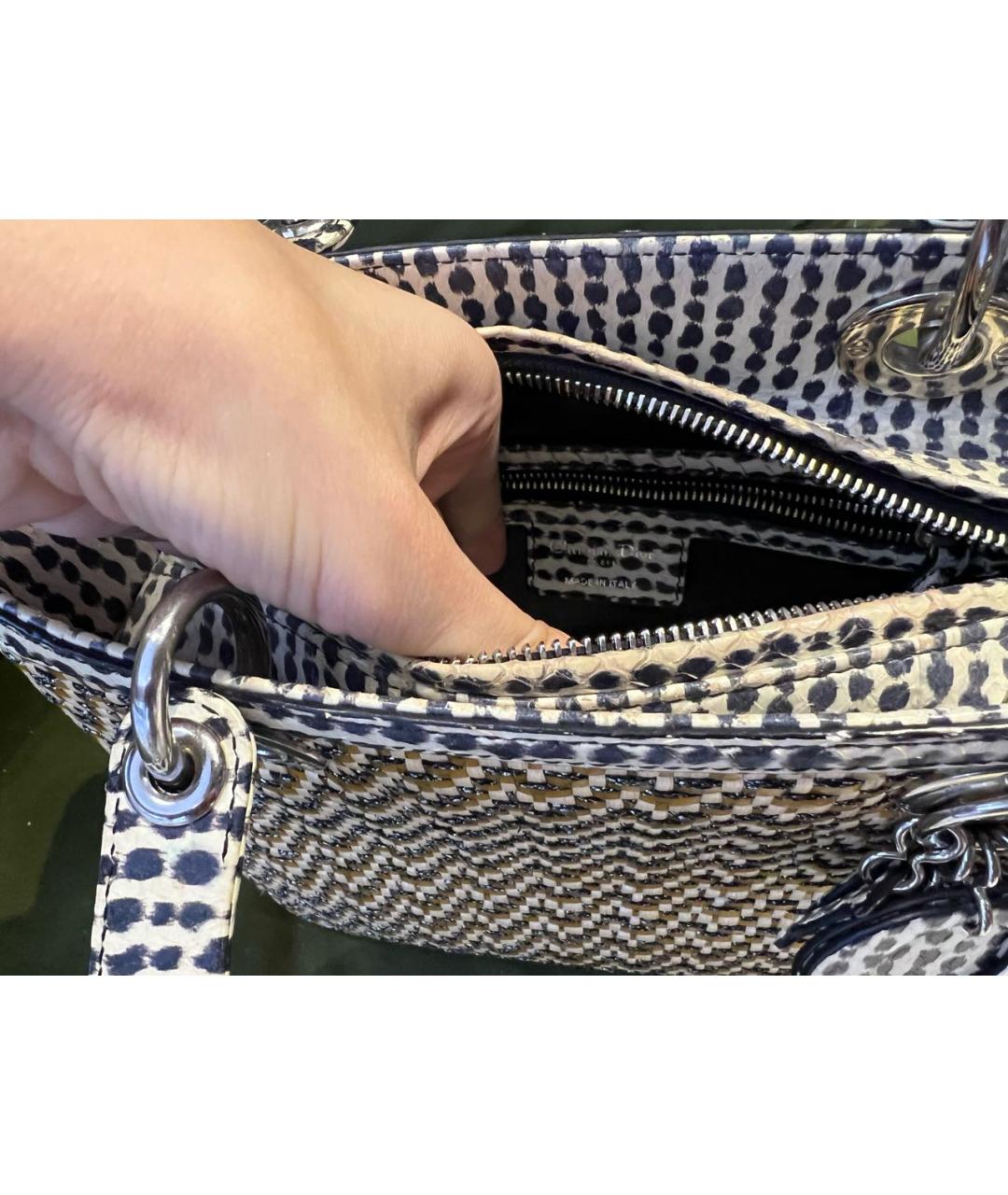 CHRISTIAN DIOR PRE-OWNED Бежевая сумка с короткими ручками из экзотической кожи, фото 7