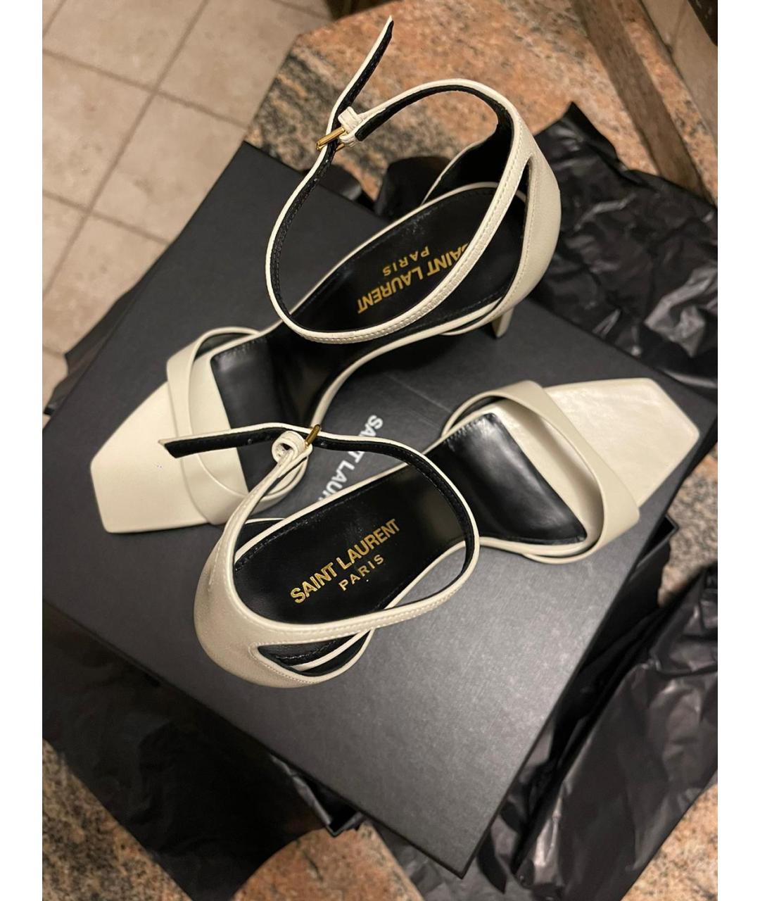 SAINT LAURENT Бежевые кожаные босоножки, фото 4