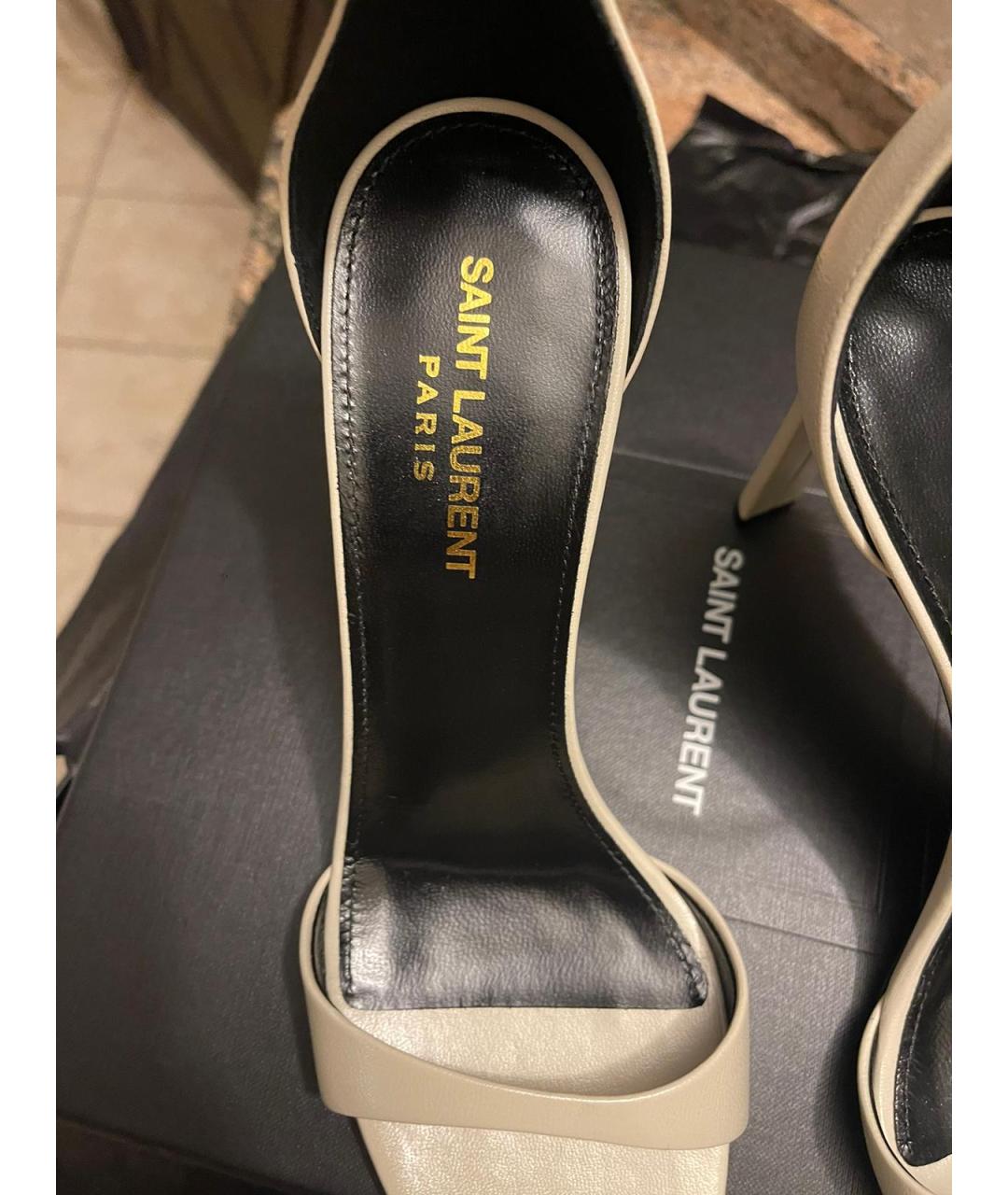 SAINT LAURENT Бежевые кожаные босоножки, фото 5