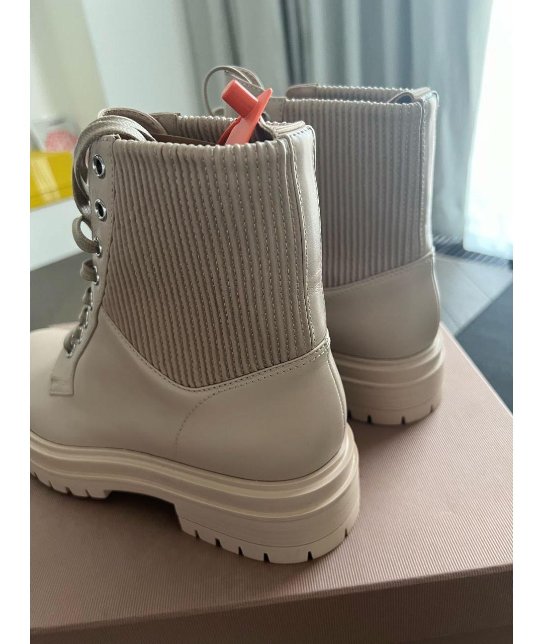 GIANVITO ROSSI Бежевые кожаные ботинки, фото 5