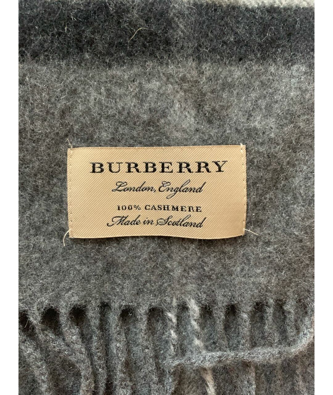 BURBERRY Серый кашемировый шарф, фото 3