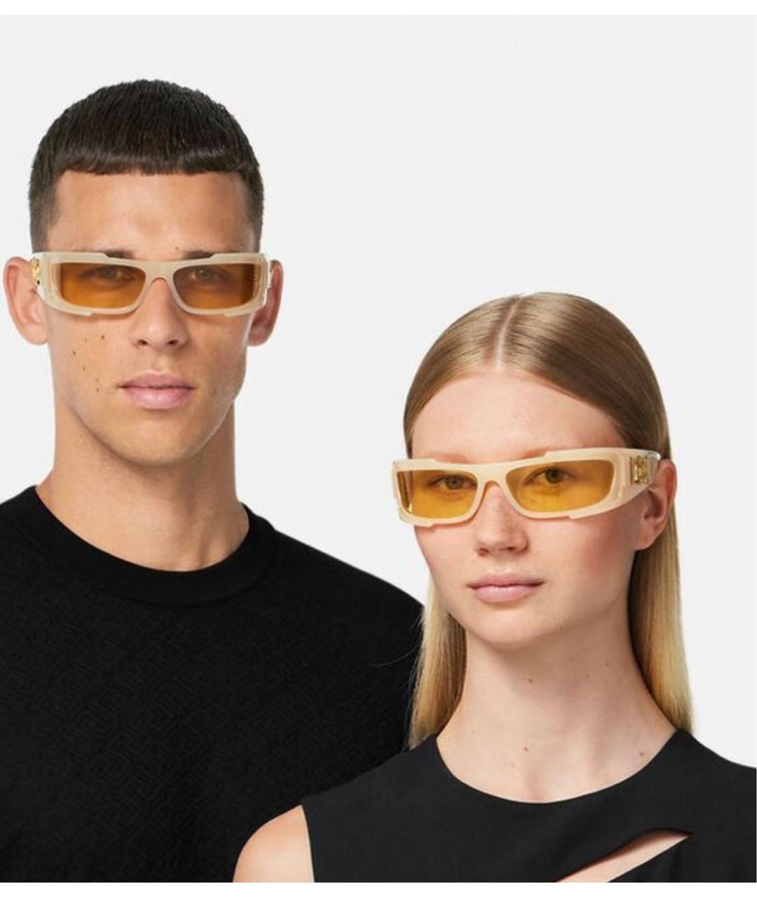 VERSACE Бежевые пластиковые солнцезащитные очки, фото 5