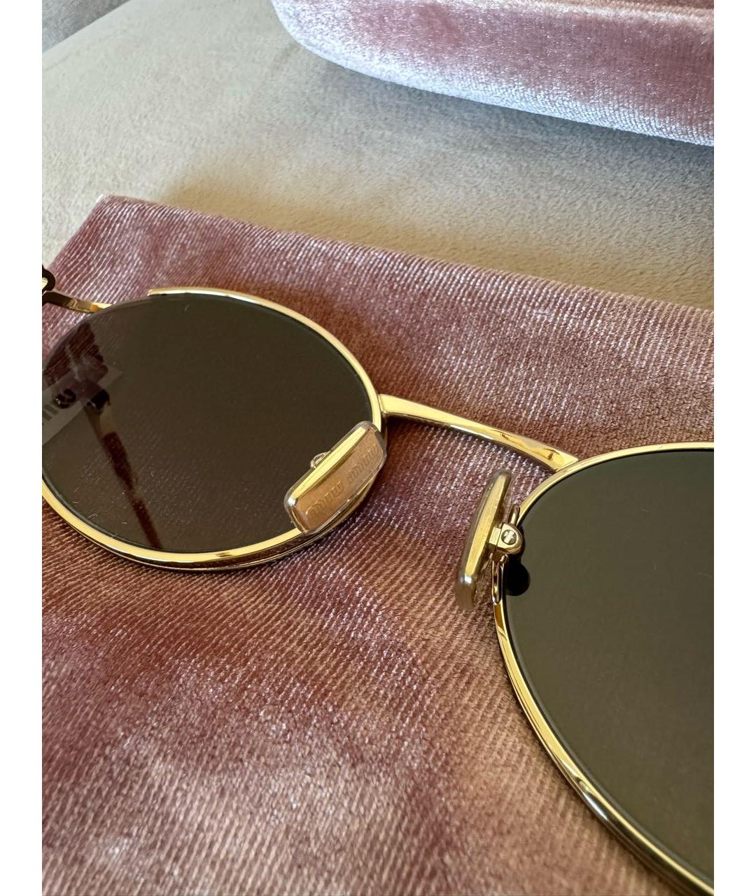 MIU MIU Антрацитовые металлические солнцезащитные очки, фото 4