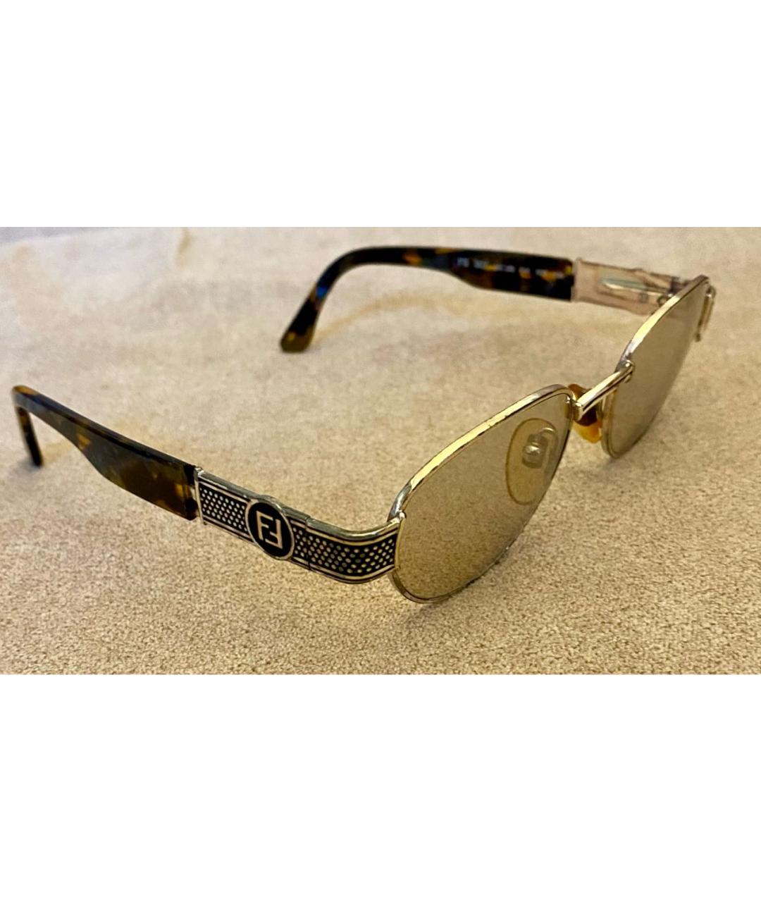 FENDI Серебряные металлические солнцезащитные очки, фото 2