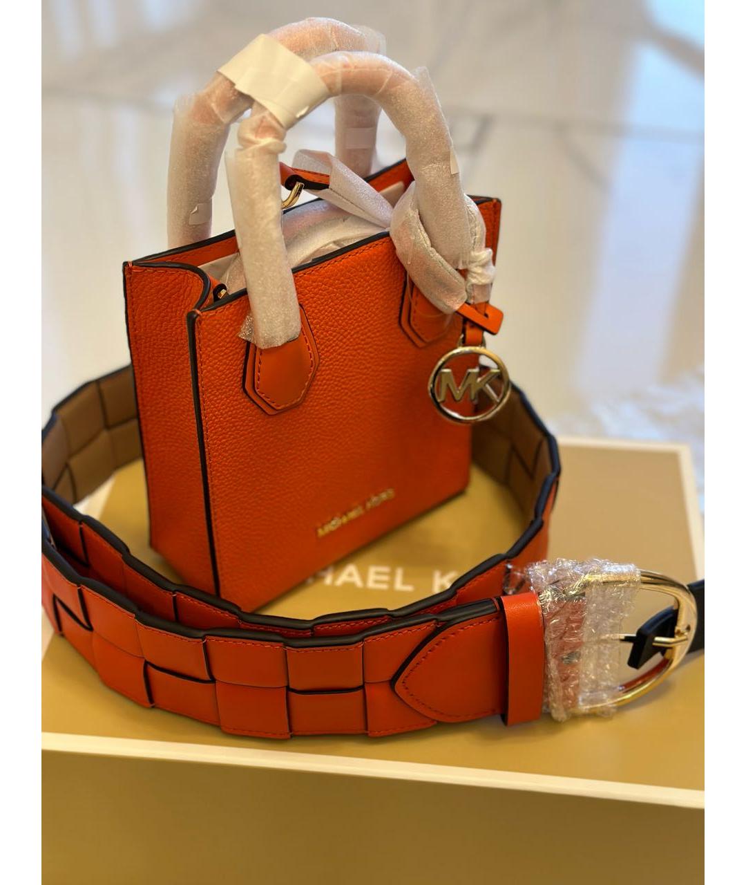 MICHAEL KORS Оранжевая кожаная сумка с короткими ручками, фото 6