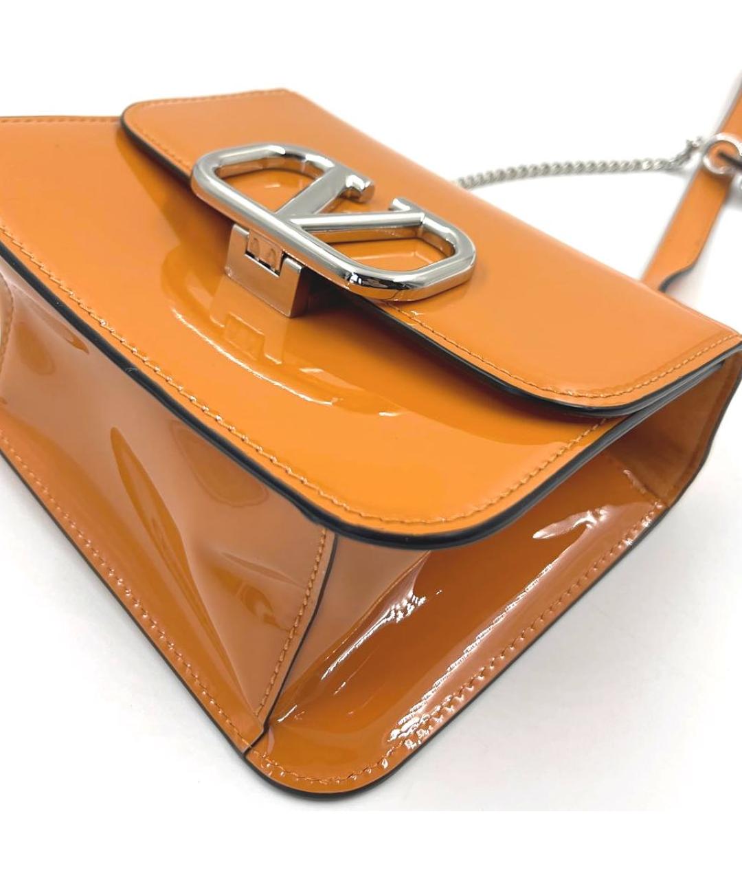 VALENTINO Оранжевая сумка через плечо из лакированной кожи, фото 7
