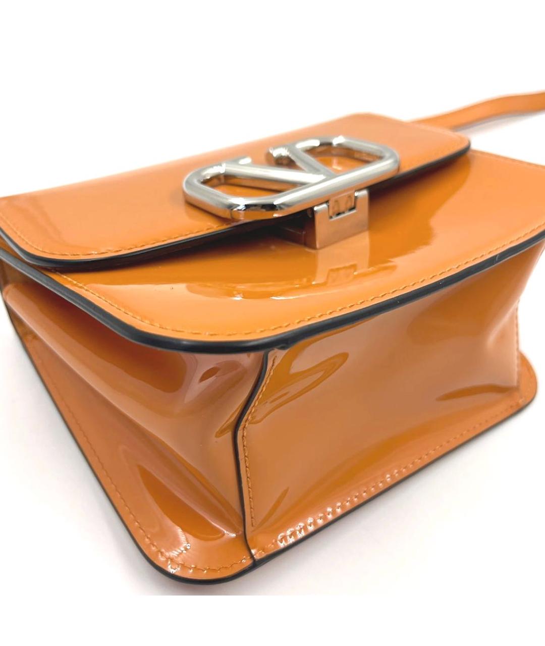 VALENTINO Оранжевая сумка через плечо из лакированной кожи, фото 8