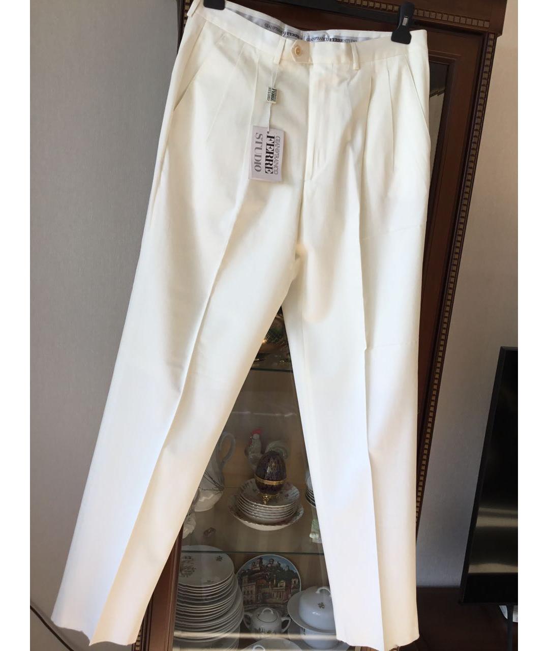 GIANFRANCO FERRE Белые хлопковые классические брюки, фото 5