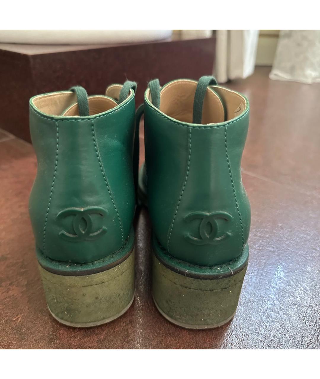 CHANEL PRE-OWNED Зеленые кожаные ботинки, фото 4