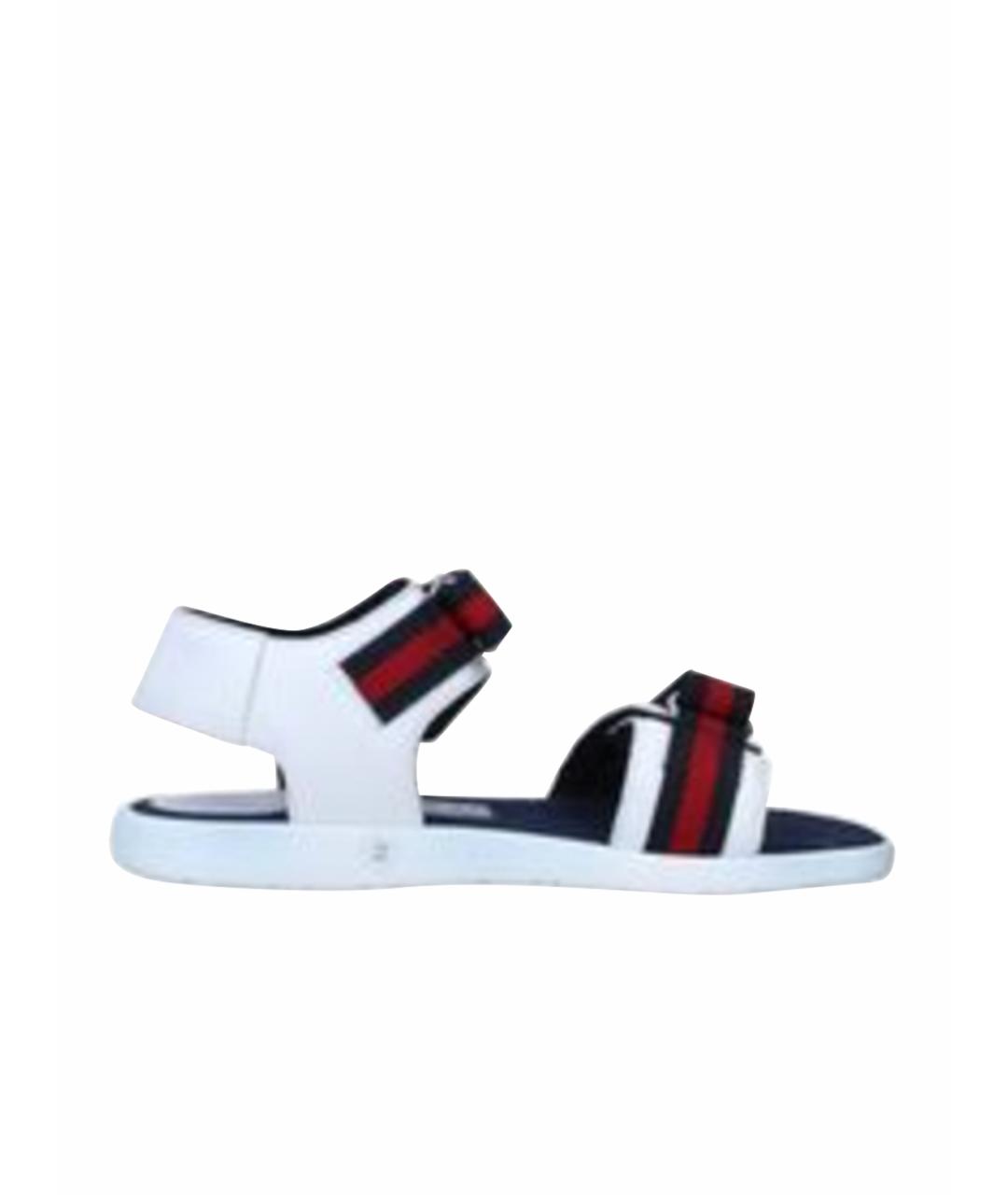 

Сандалии и шлепанцы