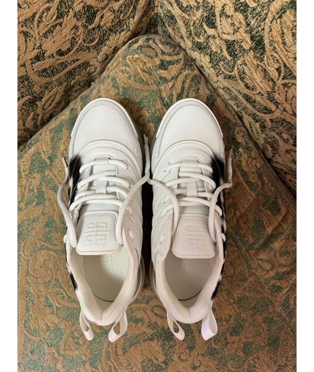GIVENCHY Белые кожаные кроссовки, фото 3