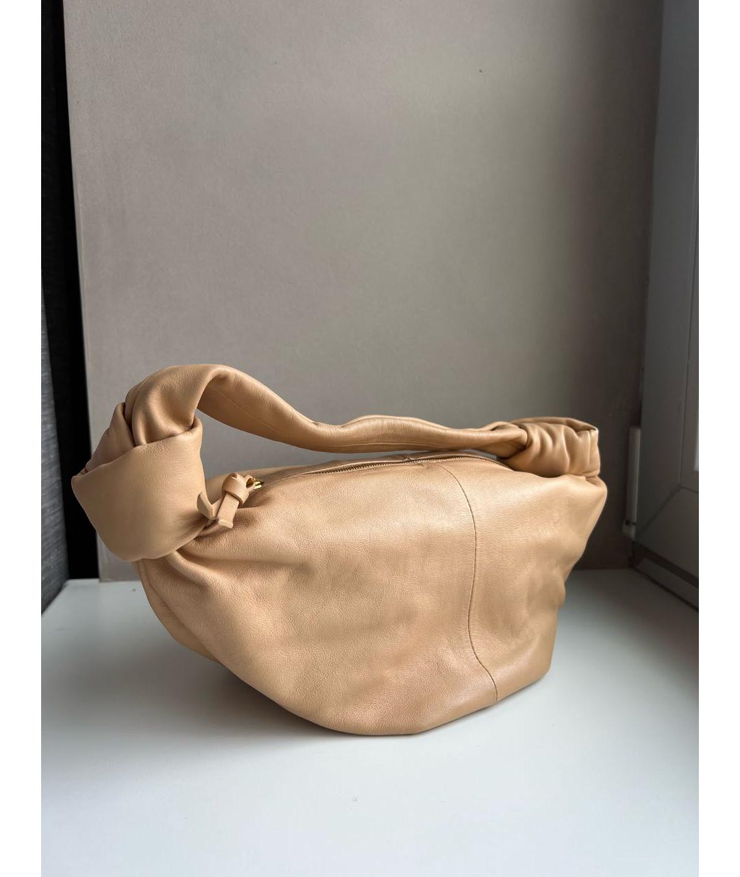 BOTTEGA VENETA Бежевая кожаная сумка с короткими ручками, фото 2
