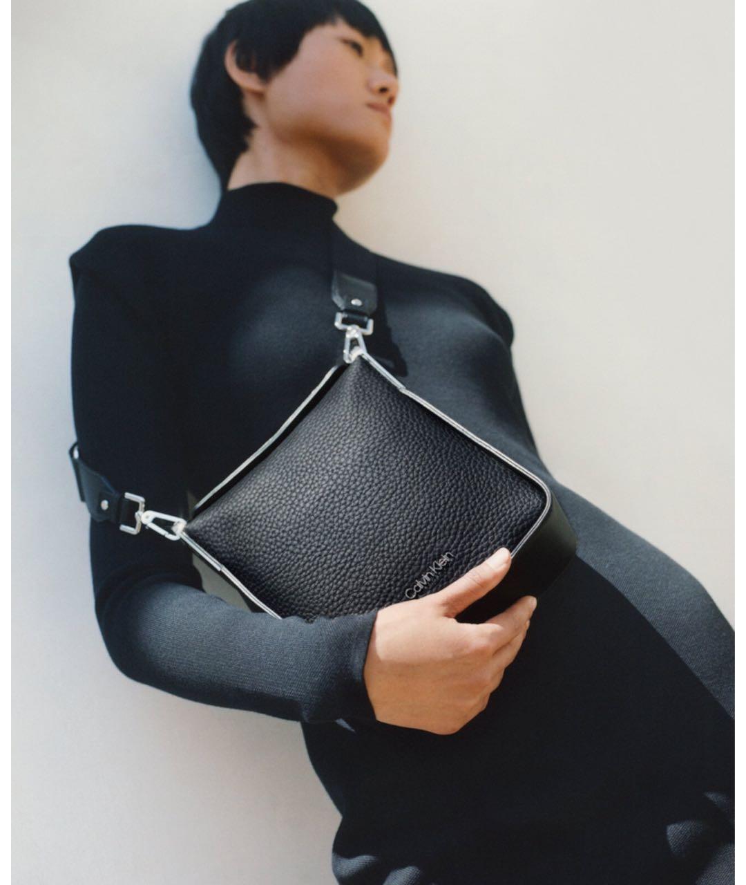 CALVIN KLEIN Черная сумка через плечо из искусственной кожи, фото 7