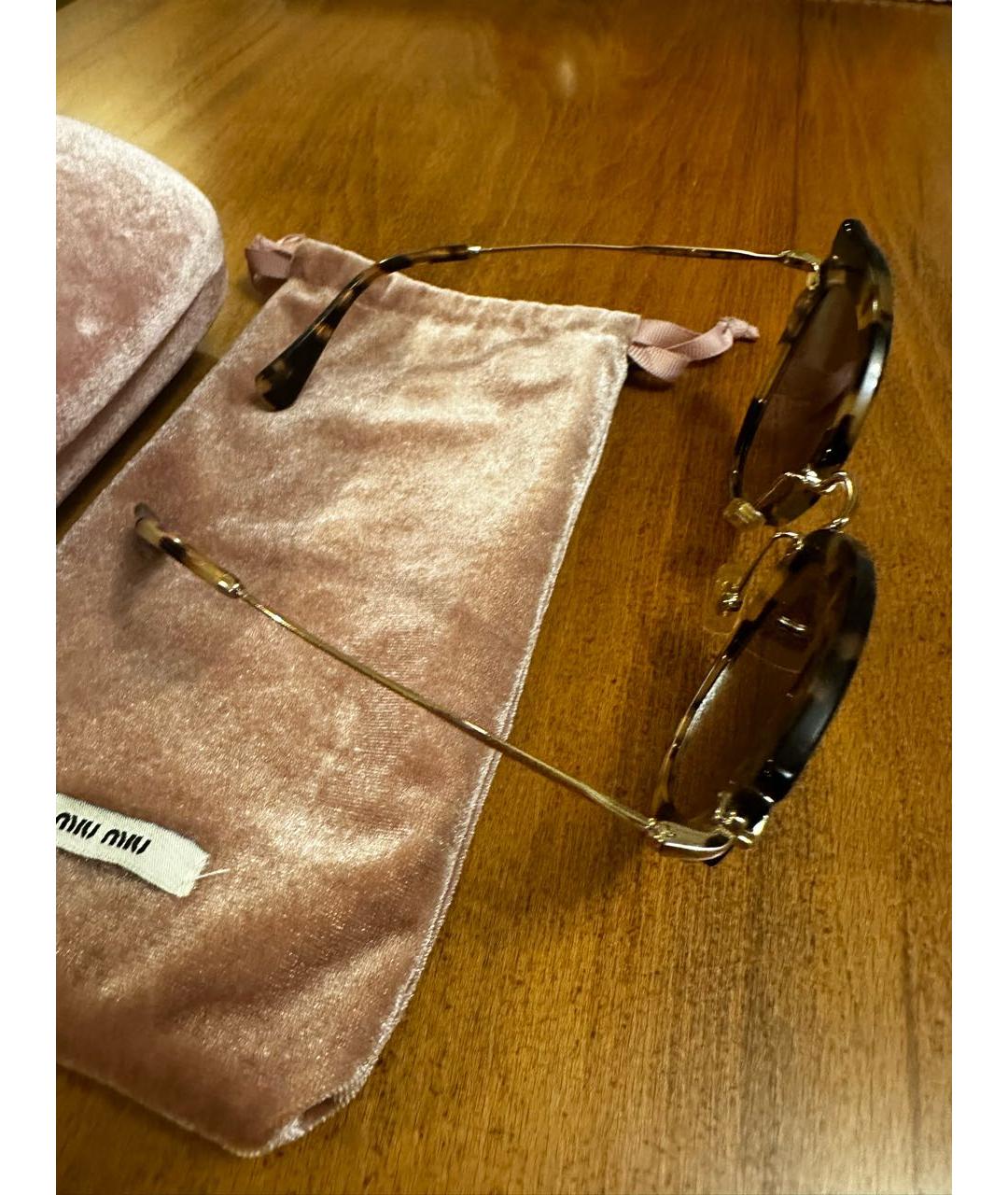 MIU MIU Коричневые металлические солнцезащитные очки, фото 3