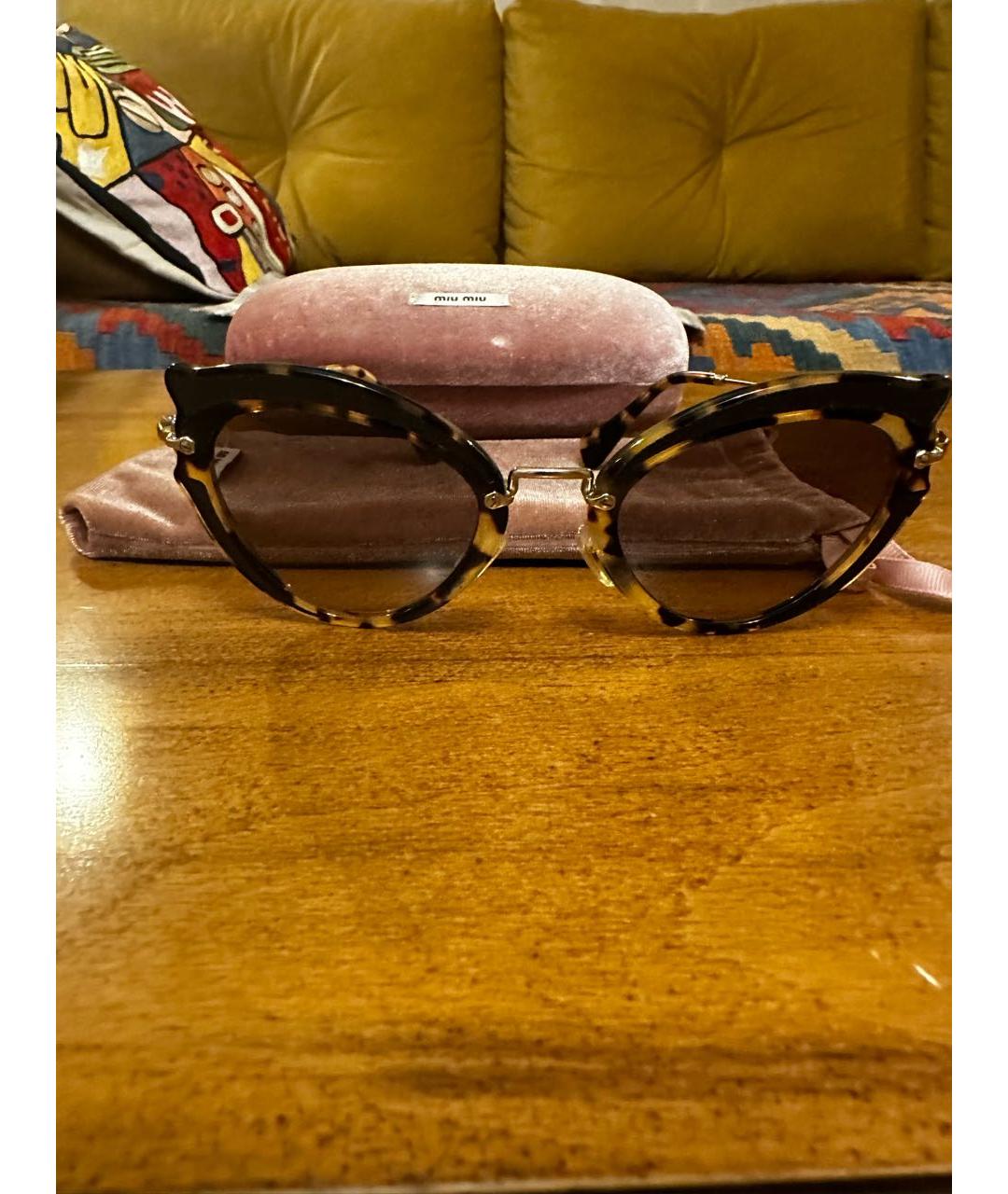 MIU MIU Коричневые металлические солнцезащитные очки, фото 2