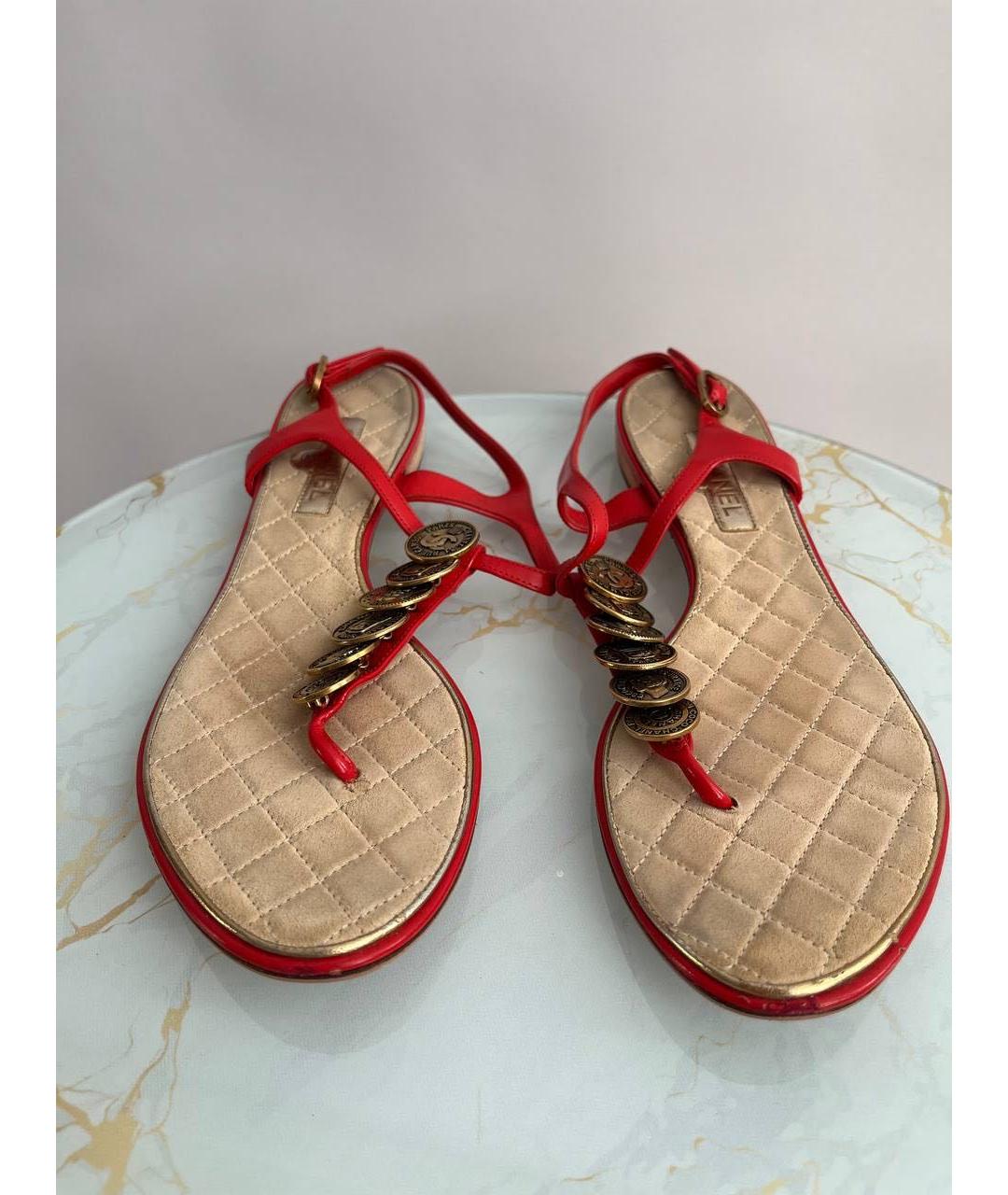 CHANEL PRE-OWNED Красные сандалии, фото 2