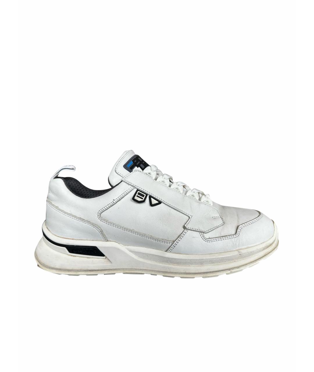 PRADA Белые кожаные низкие кроссовки / кеды, фото 1