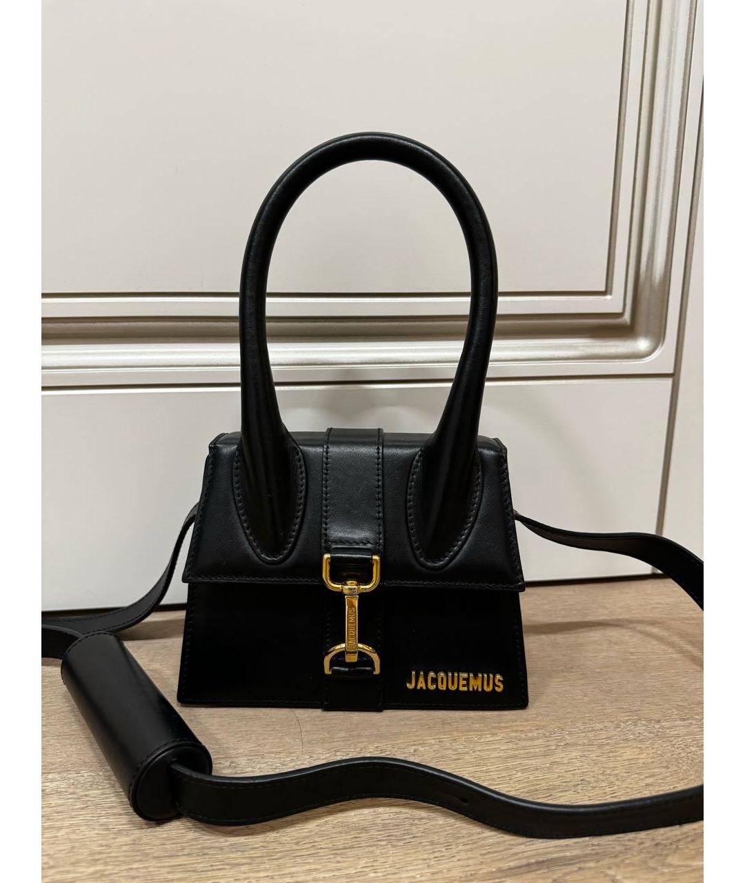 JACQUEMUS Черная кожаная сумка с короткими ручками, фото 6