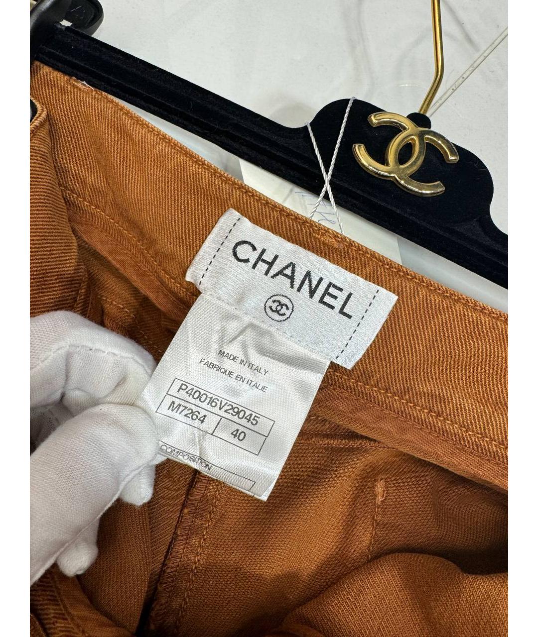 CHANEL PRE-OWNED Коричневые хлопко-эластановые прямые джинсы, фото 3
