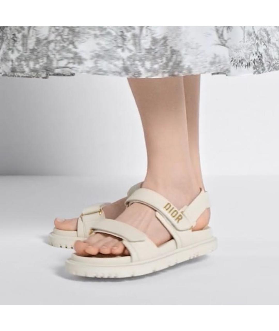 CHRISTIAN DIOR Бежевые кожаные сандалии, фото 4