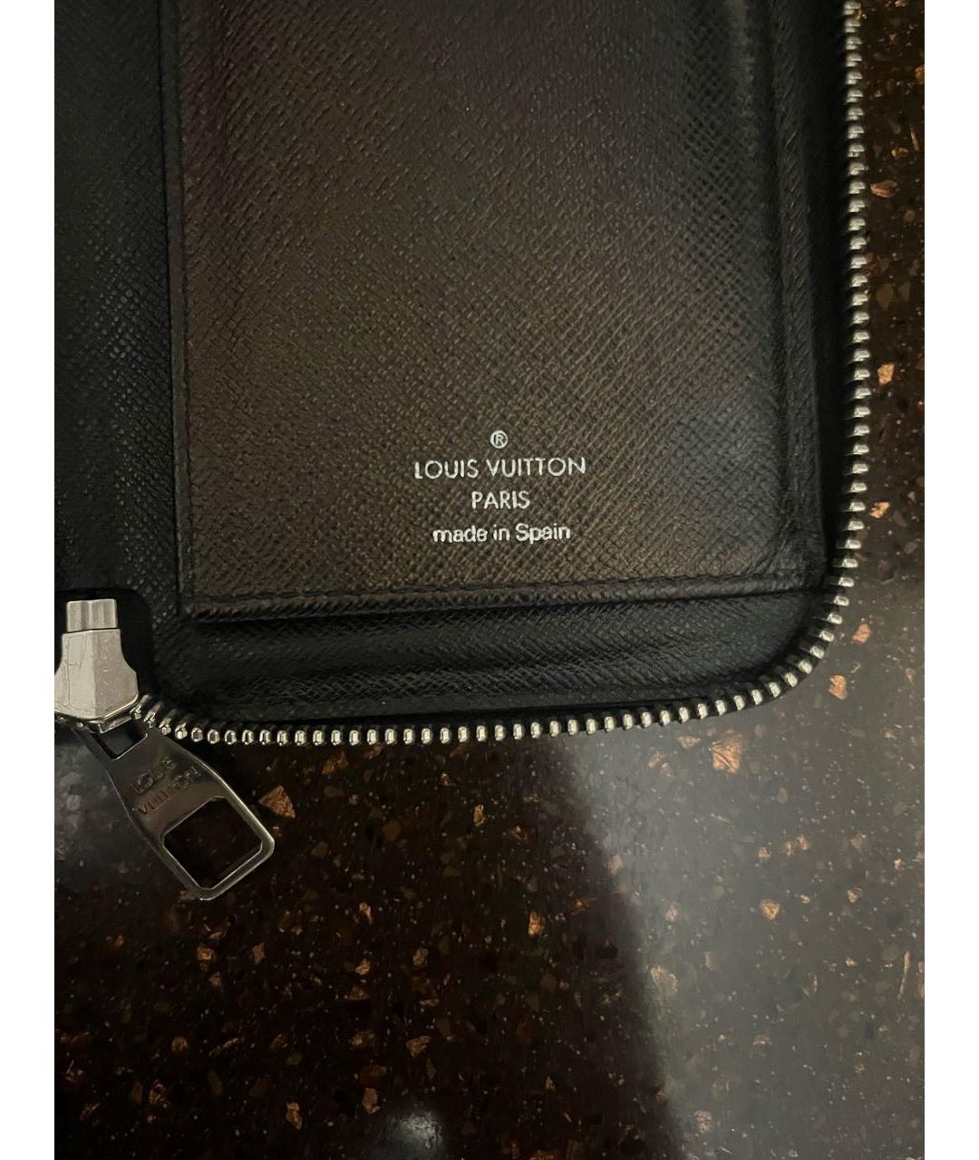 LOUIS VUITTON Антрацитовый кожаный кошелек, фото 4