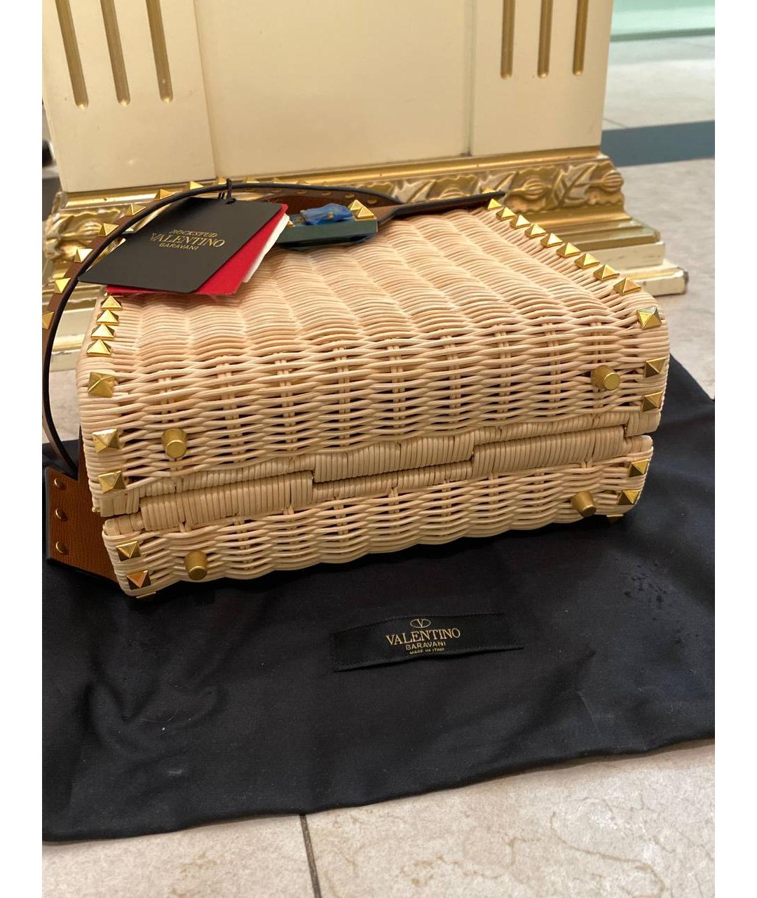 VALENTINO Коричневая пелетеная сумка с короткими ручками, фото 7