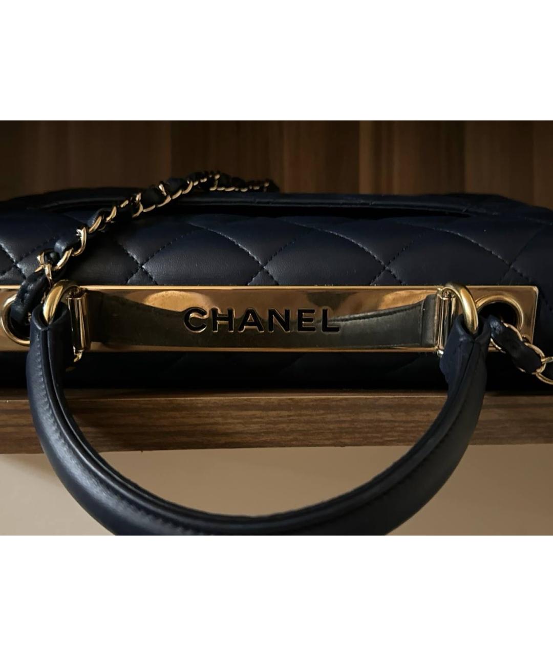 CHANEL PRE-OWNED Темно-синяя кожаная сумка через плечо, фото 7