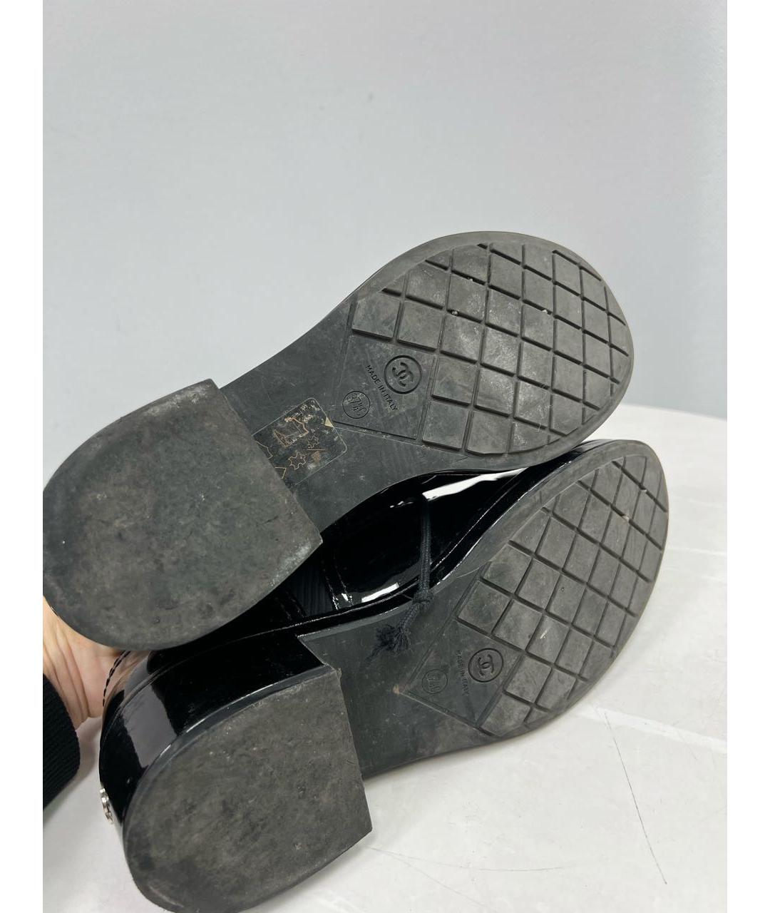 CHANEL PRE-OWNED Черные ботинки из лакированной кожи, фото 5