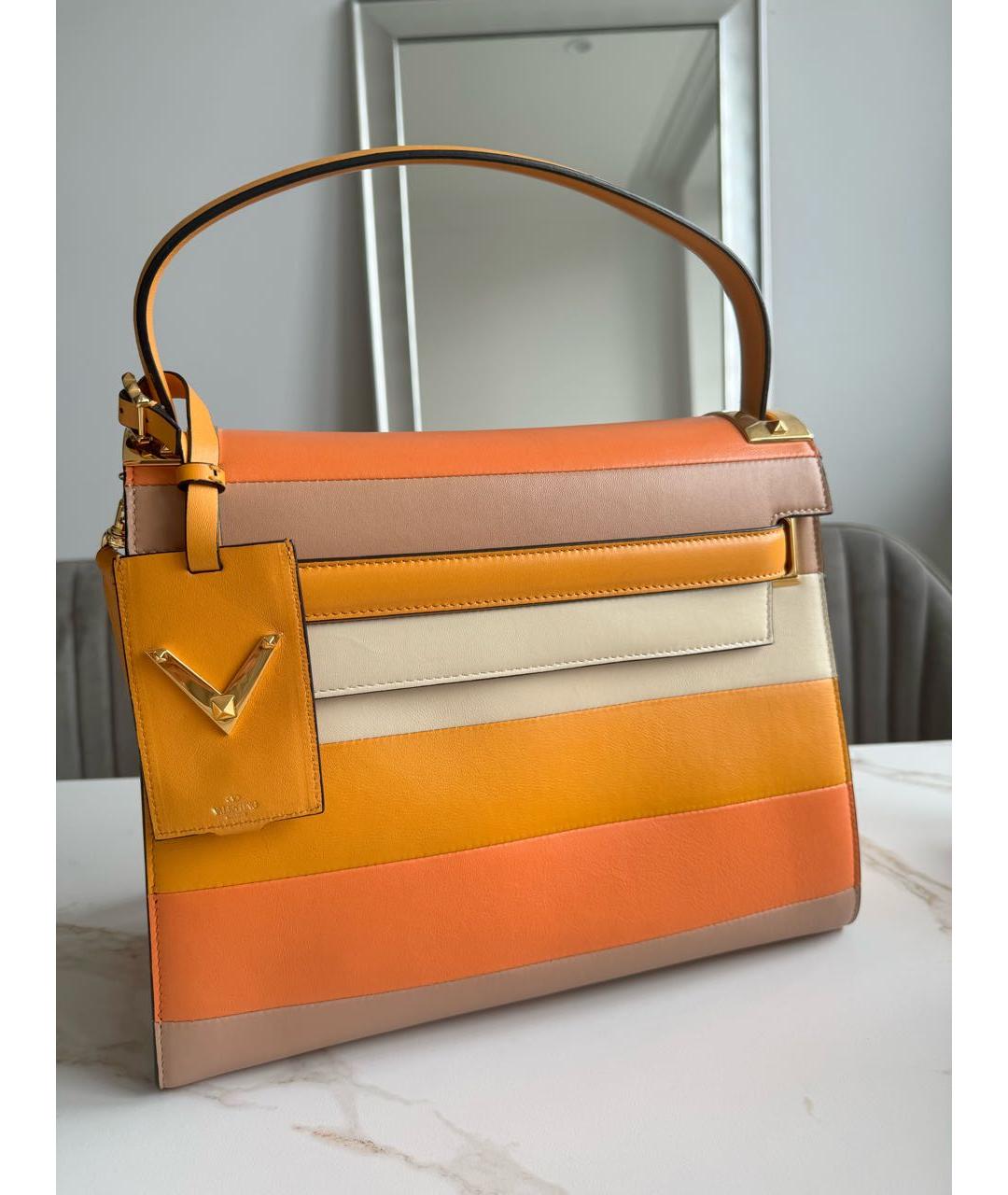 VALENTINO Оранжевая кожаная сумка тоут, фото 8