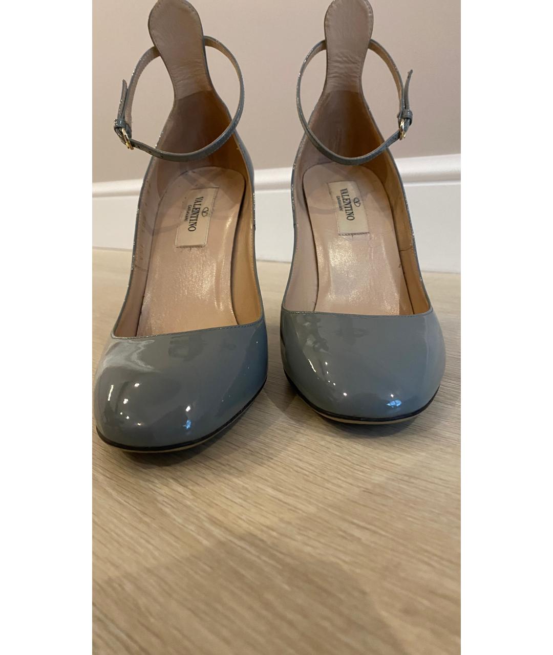 VALENTINO Серые туфли из лакированной кожи, фото 6