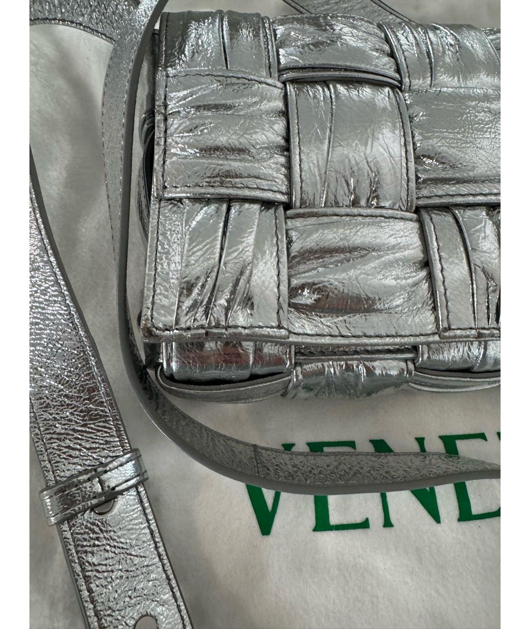 BOTTEGA VENETA Серебряная кожаная сумка через плечо, фото 3