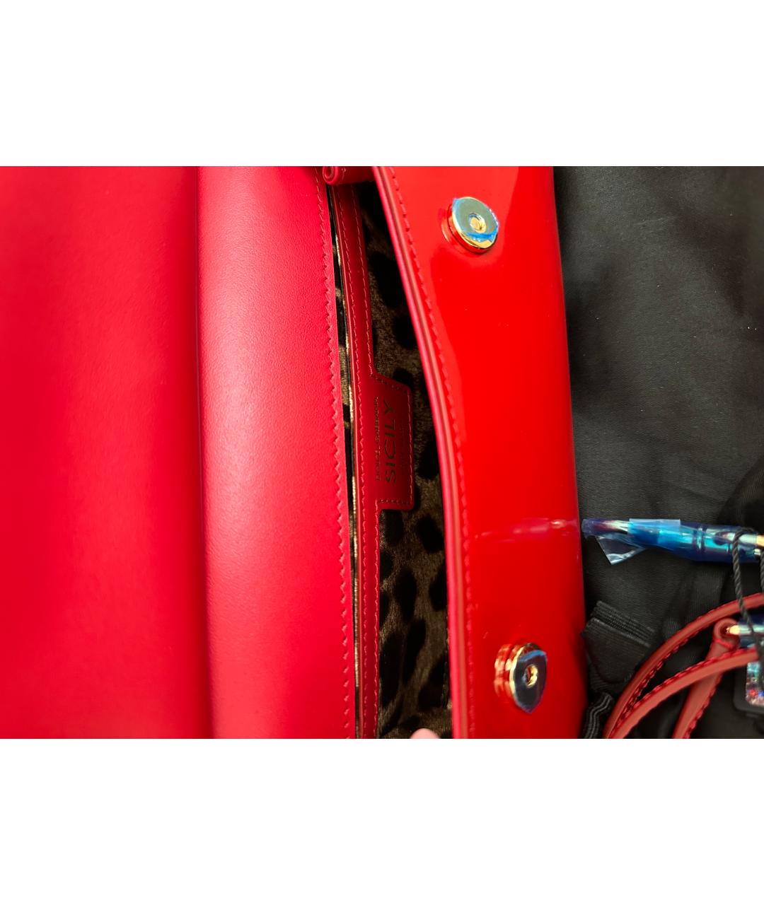 DOLCE&GABBANA Красная сумка с короткими ручками из лакированной кожи, фото 4