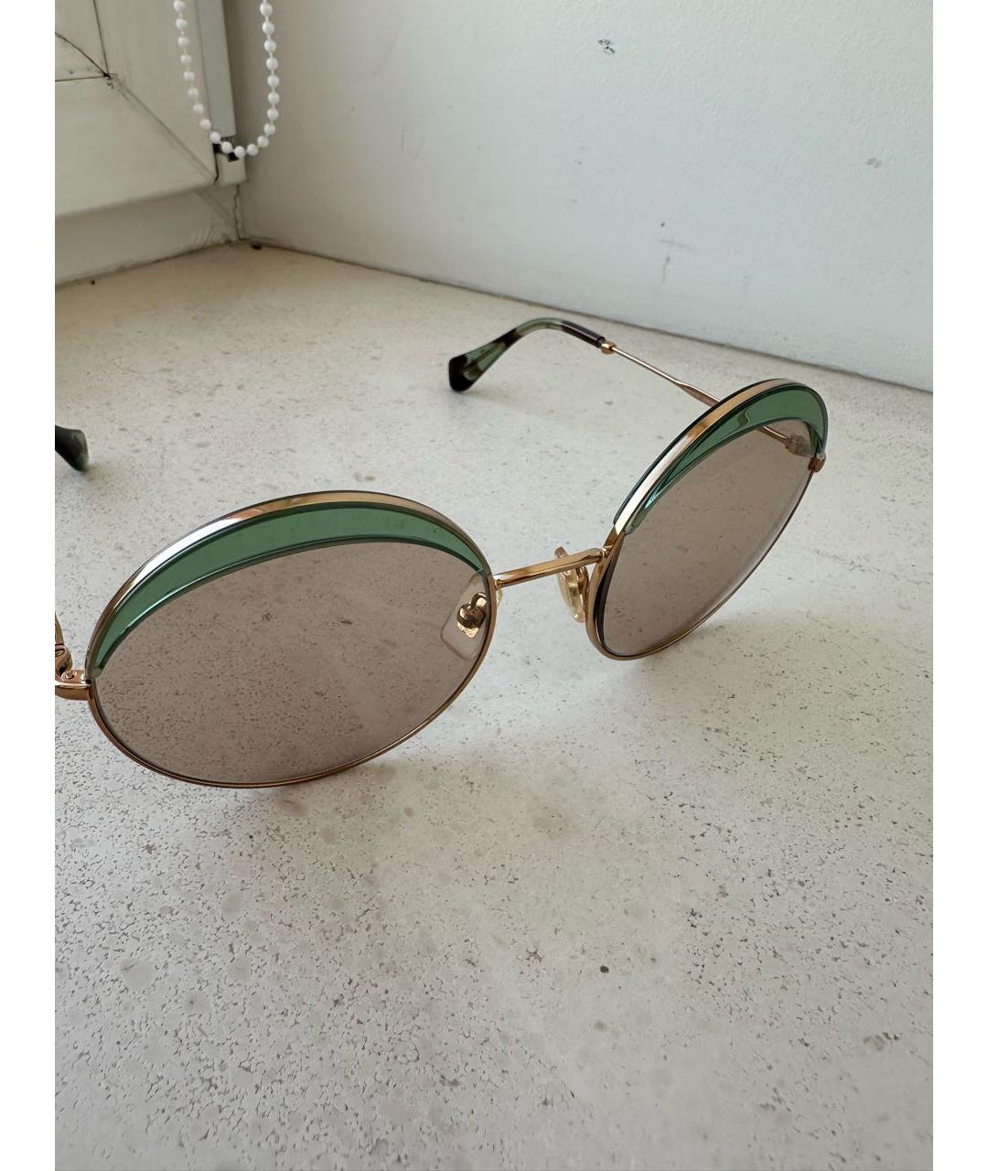 MIU MIU Зеленые металлические солнцезащитные очки, фото 3