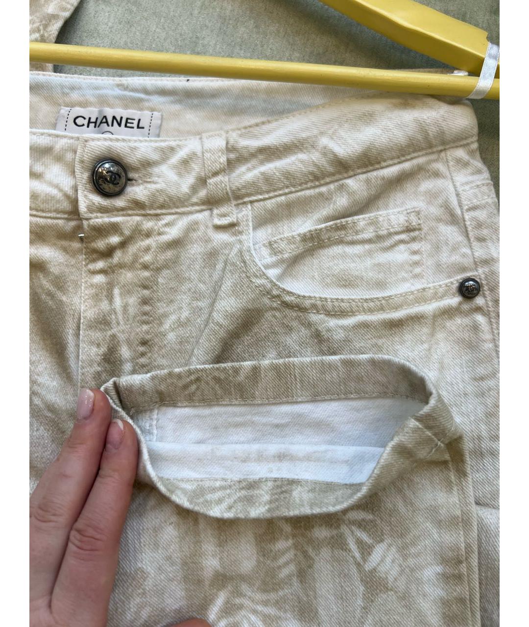 CHANEL PRE-OWNED Бежевые хлопко-эластановые прямые джинсы, фото 4