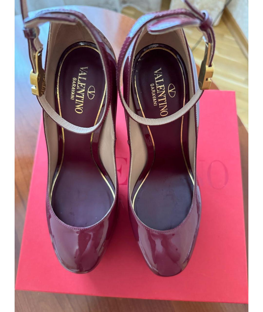 VALENTINO Бордовые туфли из лакированной кожи, фото 4