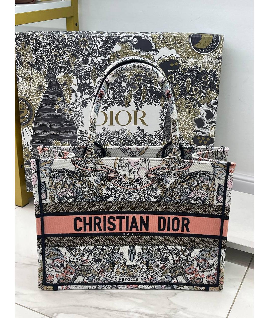 CHRISTIAN DIOR