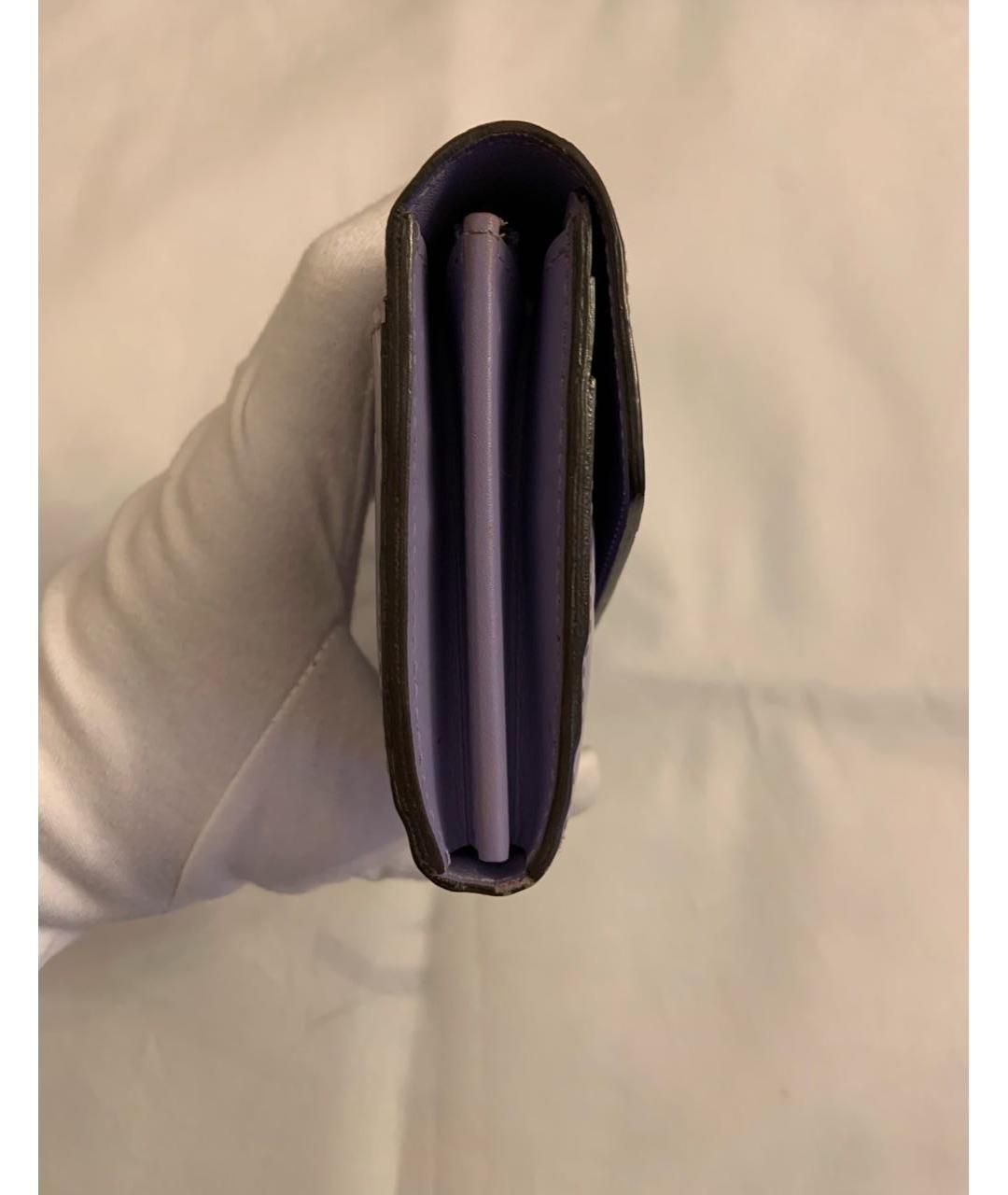 LOUIS VUITTON PRE-OWNED Фиолетовый кошелек из лакированной кожи, фото 4
