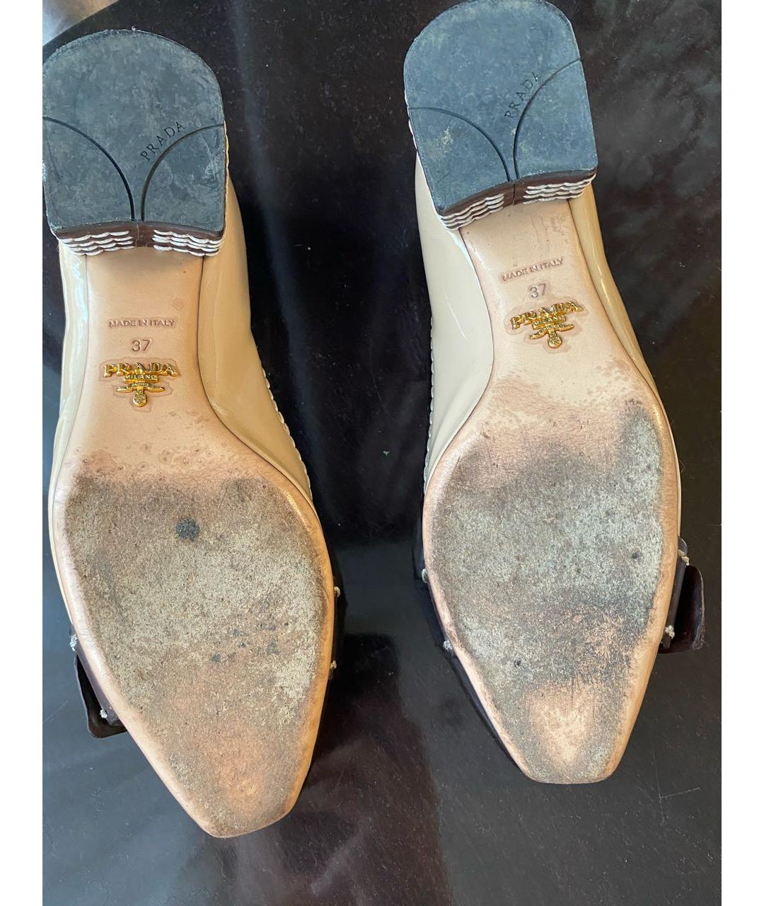 PRADA Бежевые туфли из лакированной кожи, фото 8