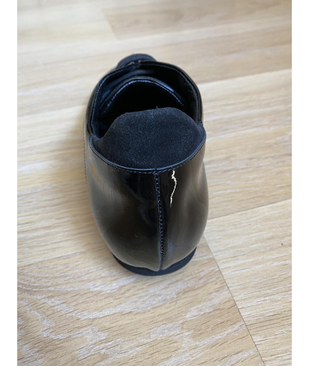 VERSACE Черные кроссовки из лакированной кожи, фото 4
